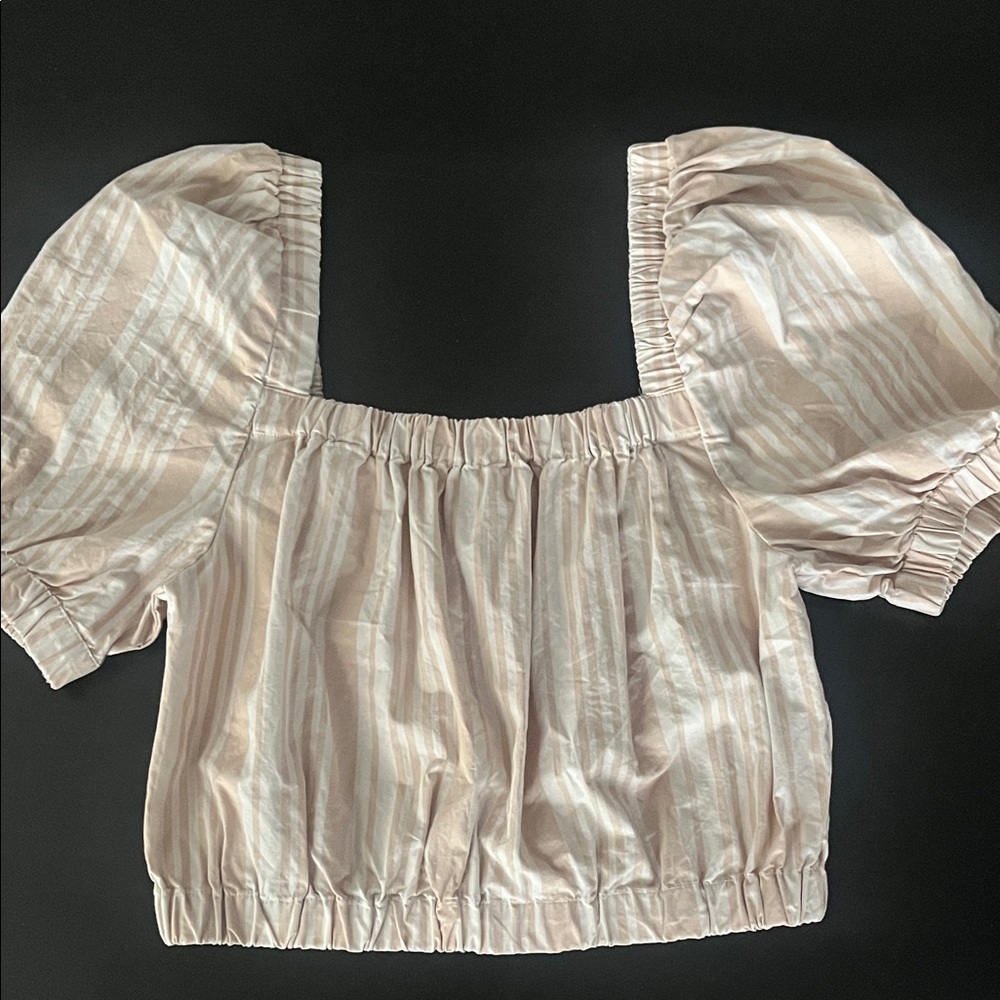 American Eagle Outfitters Cream/tan Striped crop Blouse with Puff Sleeves XS